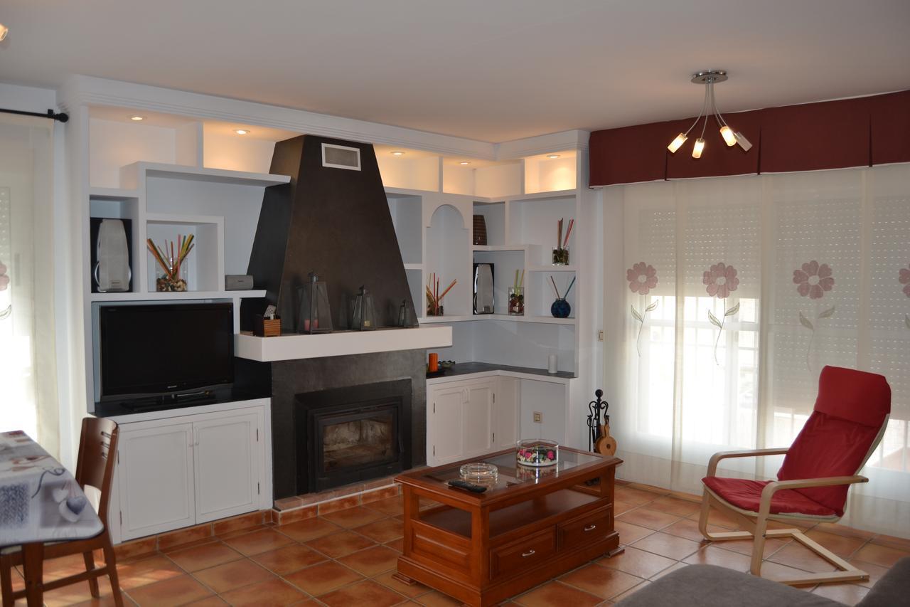 Casas Maria Carmona Villa เอล ปอโซ เด ลอส ไฟรเลส ภายนอก รูปภาพ
