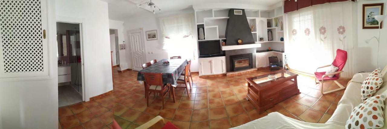 Casas Maria Carmona Villa เอล ปอโซ เด ลอส ไฟรเลส ภายนอก รูปภาพ